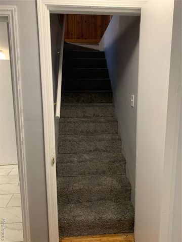 9973 Winthrop Street, Detroit, MI 48227