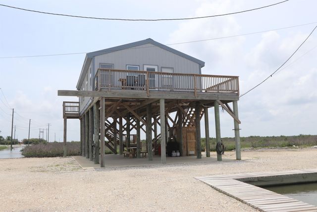 195 Highway 1, Grand Isle, LA 70358