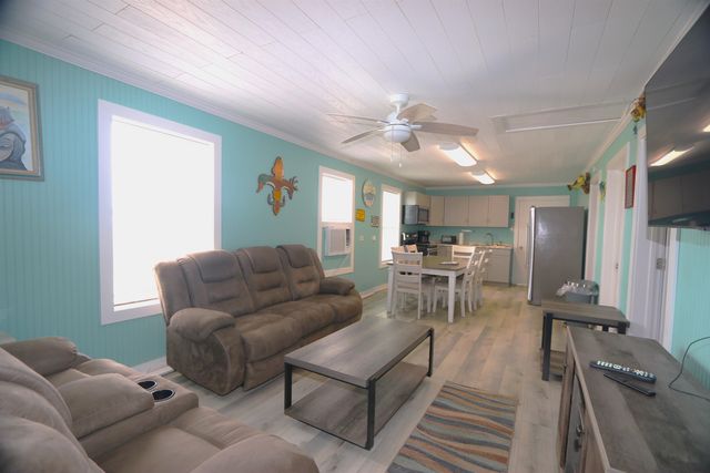 195 Highway 1, Grand Isle, LA 70358