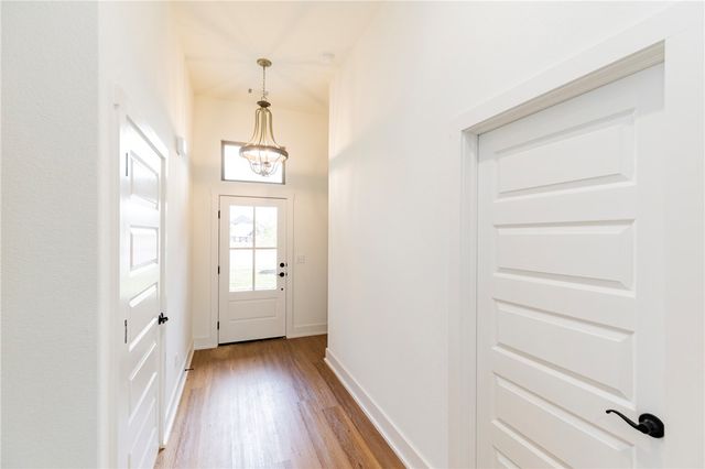 6802 High Meadow Boulevard, Bentonville, AR 72713