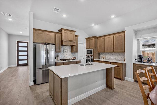 208 Shady Bank Way, Nevada, TX 75173