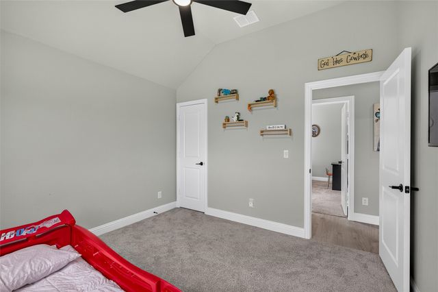 208 Shady Bank Way, Nevada, TX 75173