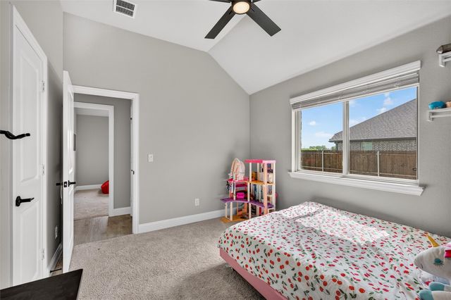 208 Shady Bank Way, Nevada, TX 75173