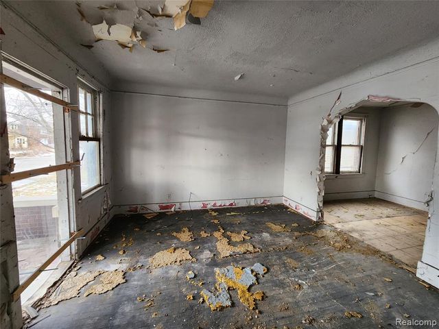 10280 Nardin Drive, Detroit, MI 48204