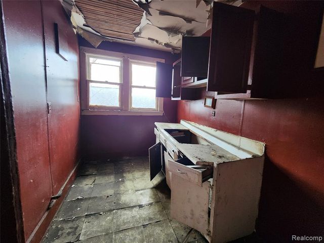 10280 Nardin Drive, Detroit, MI 48204