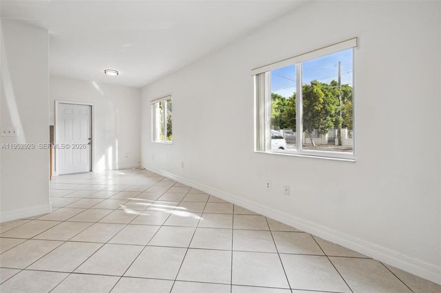 3134 Hibiscus St 3134, Miami, FL 33133