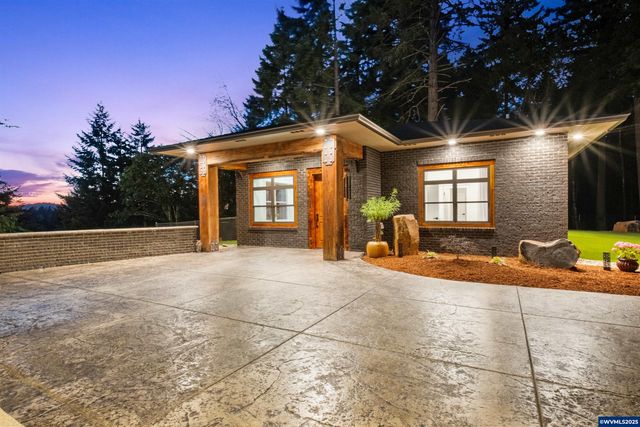4005 Cloudview Dr S, Salem, OR 97302