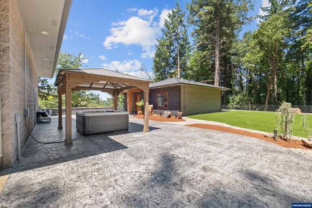 4005 Cloudview Dr S, Salem, OR 97302