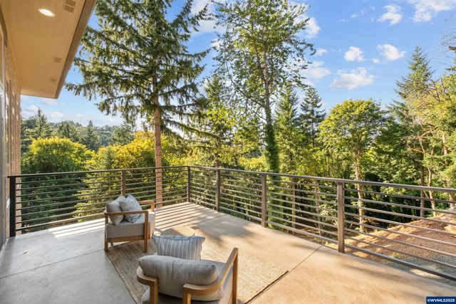 4005 Cloudview Dr S, Salem, OR 97302
