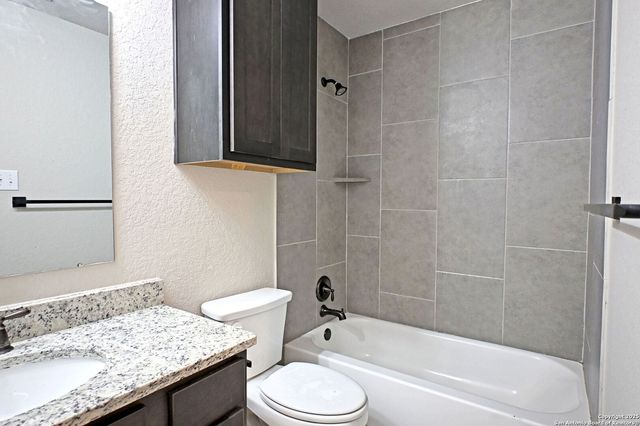 1661 Barrett, New Braunfels, TX 78130