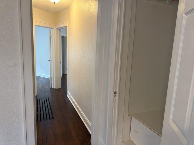 1919 E 71st Terrace, Kansas City, MO 64132