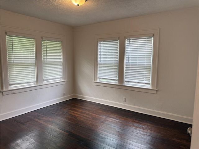 1919 E 71st Terrace, Kansas City, MO 64132