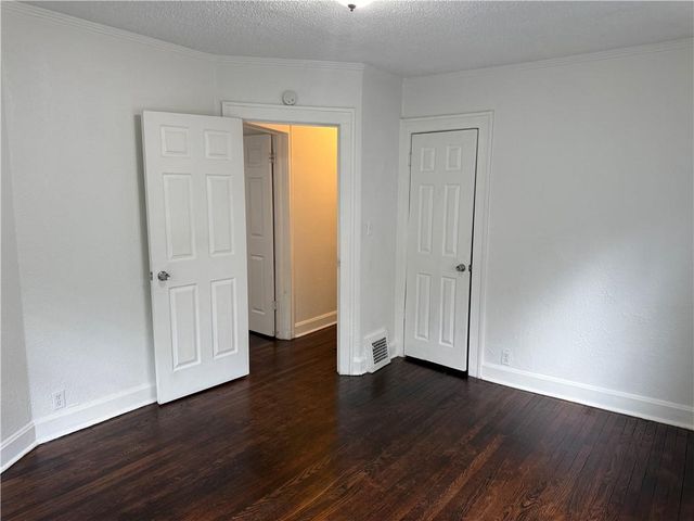 1919 E 71st Terrace, Kansas City, MO 64132