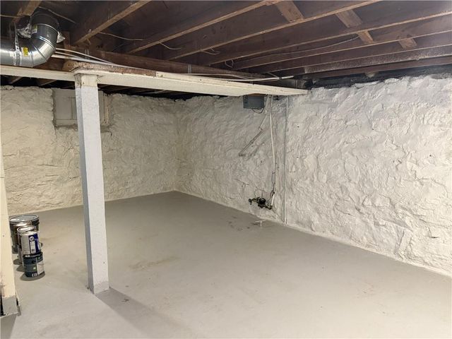 1919 E 71st Terrace, Kansas City, MO 64132