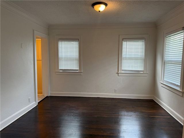 1919 E 71st Terrace, Kansas City, MO 64132
