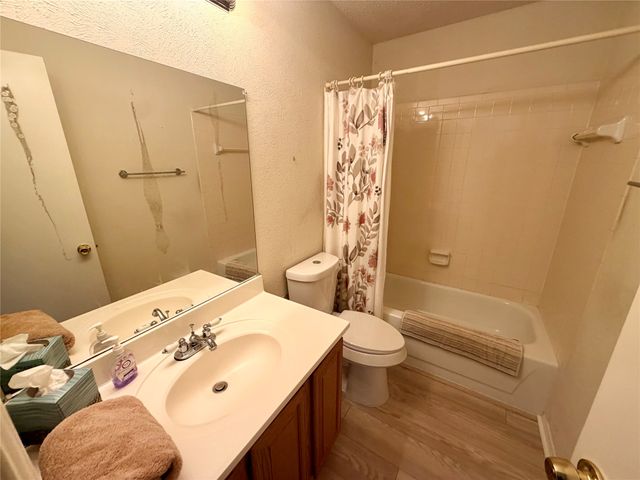 5536 Club Crest Drive, Mesquite, TX 75150