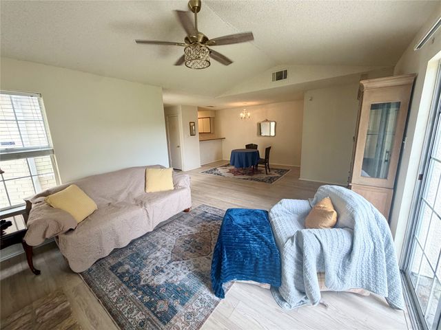 5536 Club Crest Drive, Mesquite, TX 75150