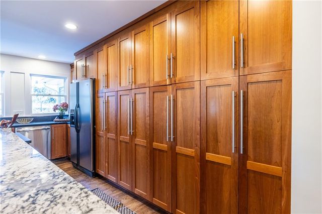 2018 Braeburn SE Circle, Atlanta, GA 30316