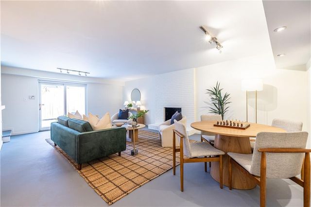 2018 Braeburn SE Circle, Atlanta, GA 30316