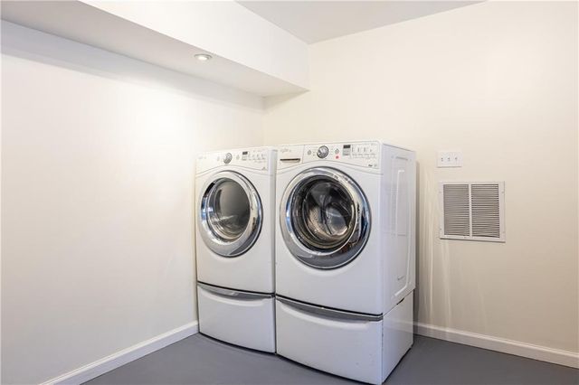 2018 Braeburn SE Circle, Atlanta, GA 30316