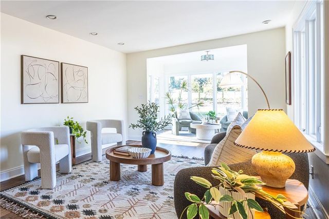 2018 Braeburn SE Circle, Atlanta, GA 30316