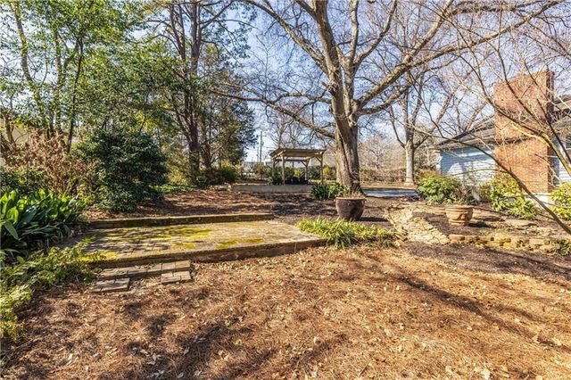 2018 Braeburn SE Circle, Atlanta, GA 30316