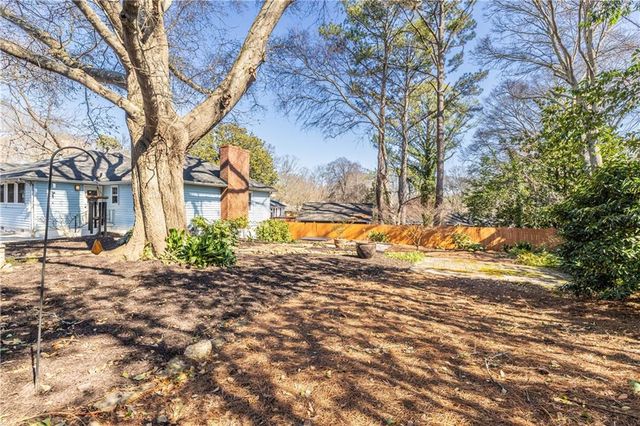 2018 Braeburn SE Circle, Atlanta, GA 30316