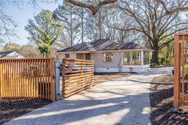 2018 Braeburn SE Circle, Atlanta, GA 30316