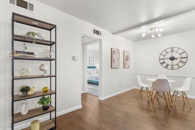 2800 Escada Drive 207, Farmers Branch, TX 75234