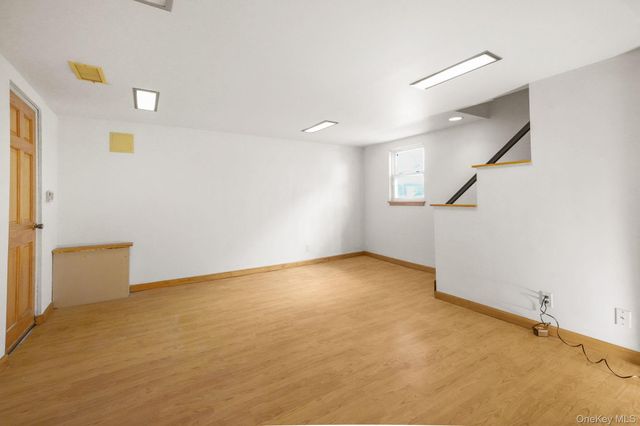 192 Helena Avenue, Yonkers, NY 10710