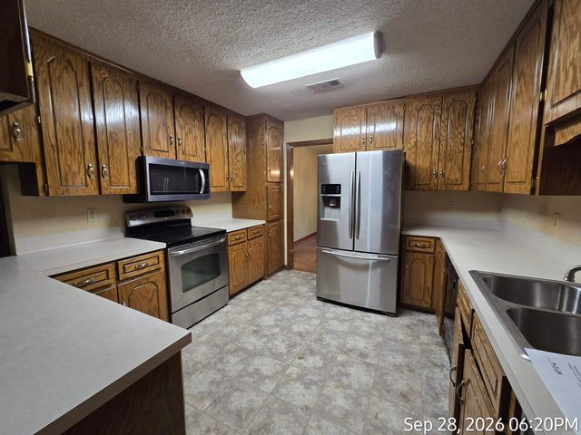 1806 Steeple Chase, Jacksonville, AR 72076