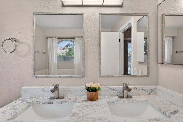 1151 W Chicago Street, Chandler, AZ 85224