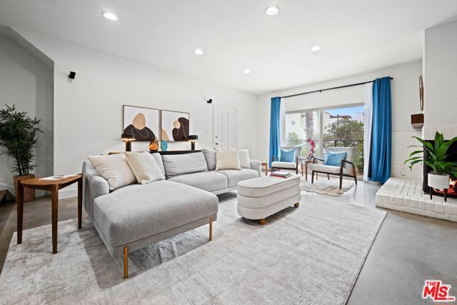 20 Ironsides Street 8, Marina Del Rey, CA 90292