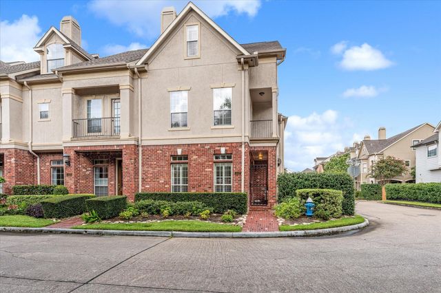 447 N Gate Stone, Houston, TX 77007