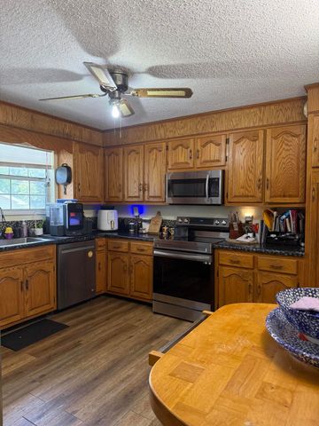 2505 Kenwood Drive, Athens, TN 37303