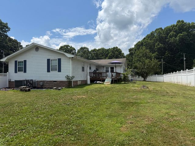 2505 Kenwood Drive, Athens, TN 37303