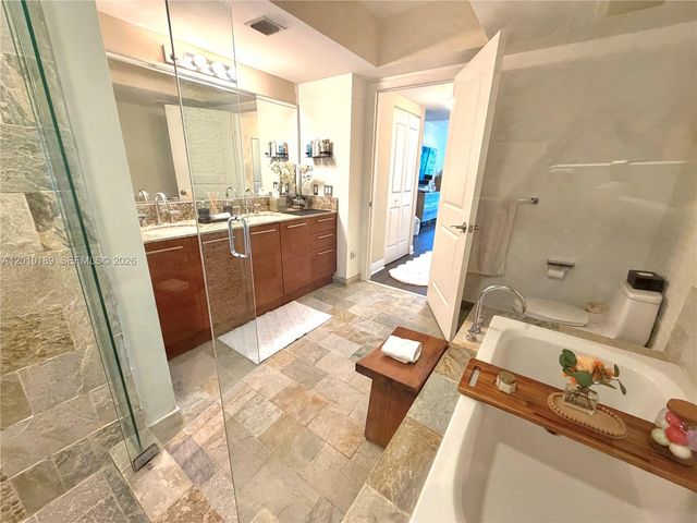 2641 N Flamingo Rd TH4N, Sunrise, FL 33323