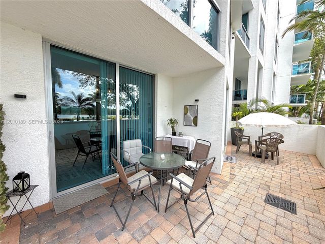 2641 N Flamingo Rd TH4N, Sunrise, FL 33323