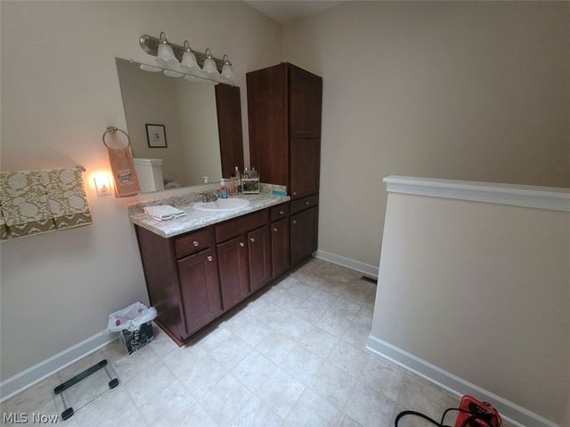 3343 Gated Court, Avon, OH 44011