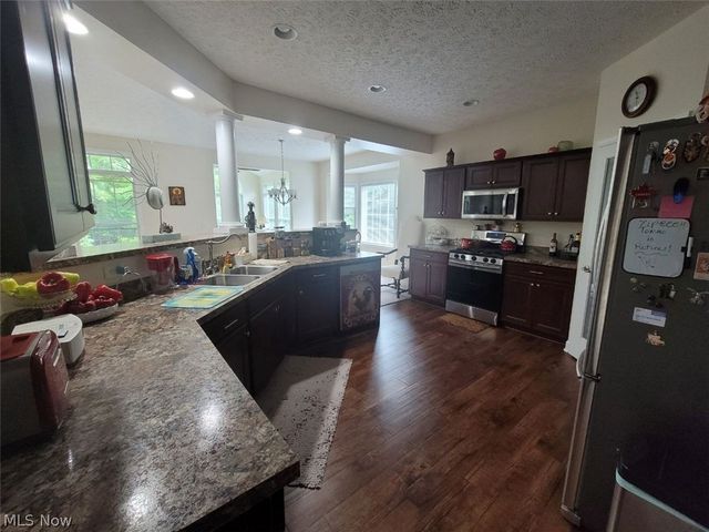 3343 Gated Court, Avon, OH 44011