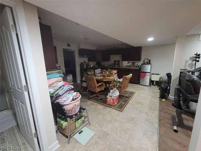 3343 Gated Court, Avon, OH 44011