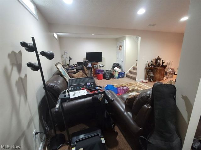 3343 Gated Court, Avon, OH 44011