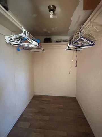 214 Whispering Oaks Street, Tom Bean, TX 75491