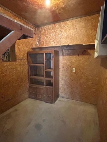 214 Whispering Oaks Street, Tom Bean, TX 75491