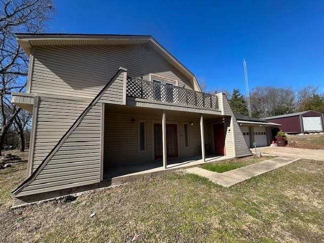 214 Whispering Oaks Street, Tom Bean, TX 75491