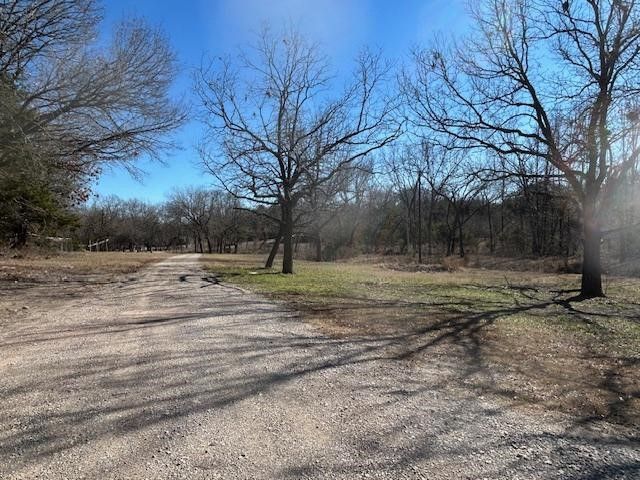 214 Whispering Oaks Street, Tom Bean, TX 75491