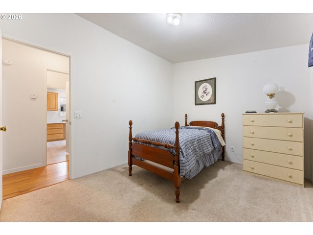 1600 RHODODENDRON Dr 309, Florence, OR 97439