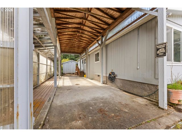 1600 RHODODENDRON Dr 309, Florence, OR 97439