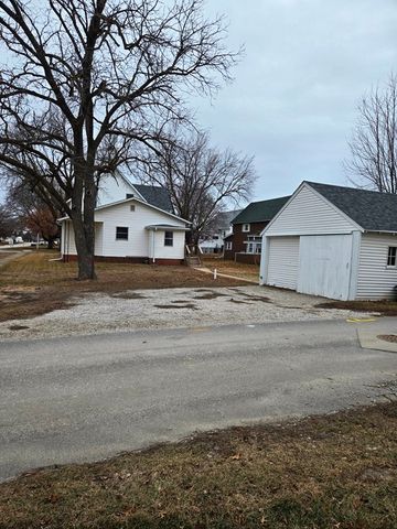 404 Cass Street, Adair, IA 50002