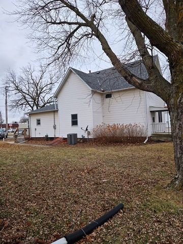 404 Cass Street, Adair, IA 50002